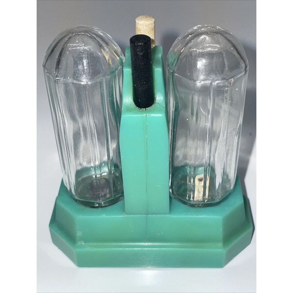 1930 IMPERIAL METAL PUSH BUTTON SALT & PEPPER SHAKERS Celluloid Green Art‎ Deco